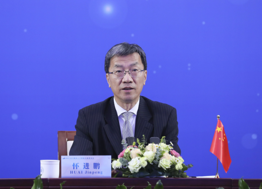 怀进鹏访问乌兹别克斯坦